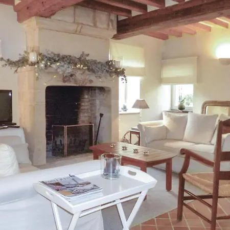 3 Bedroom Gorgeous In * Fontaine-Henry