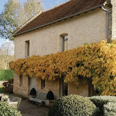 3 Bedroom Gorgeous In * Fontaine-Henry