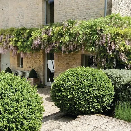 3 Bedroom Gorgeous In Fontaine-Henry