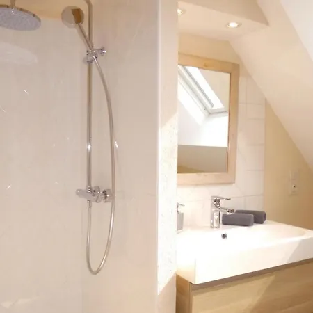 3 Bedroom Gorgeous In Holiday home