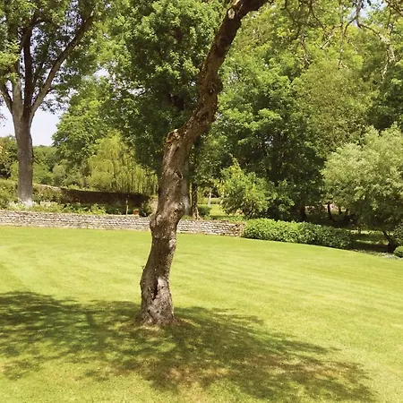 3 Bedroom Gorgeous In Fontaine-Henry