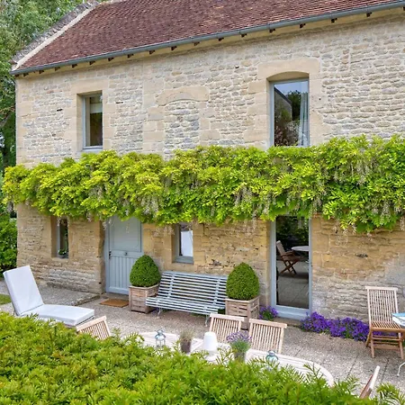 Semesterbostad 3 Bedroom Gorgeous In Fontaine-Henry