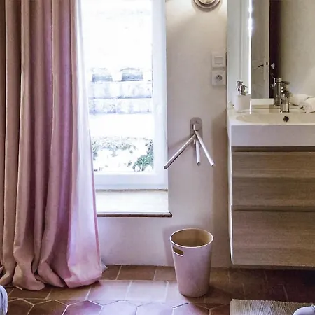 Stunning In * Fontaine-Henry